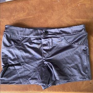 Grey dance shorts